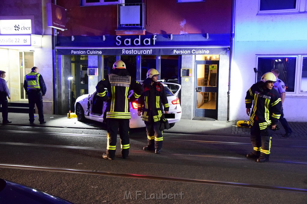 VU Pkw Strab PKlemm Koeln Altstadt Jahnstr P089.JPG - Miklos Laubert